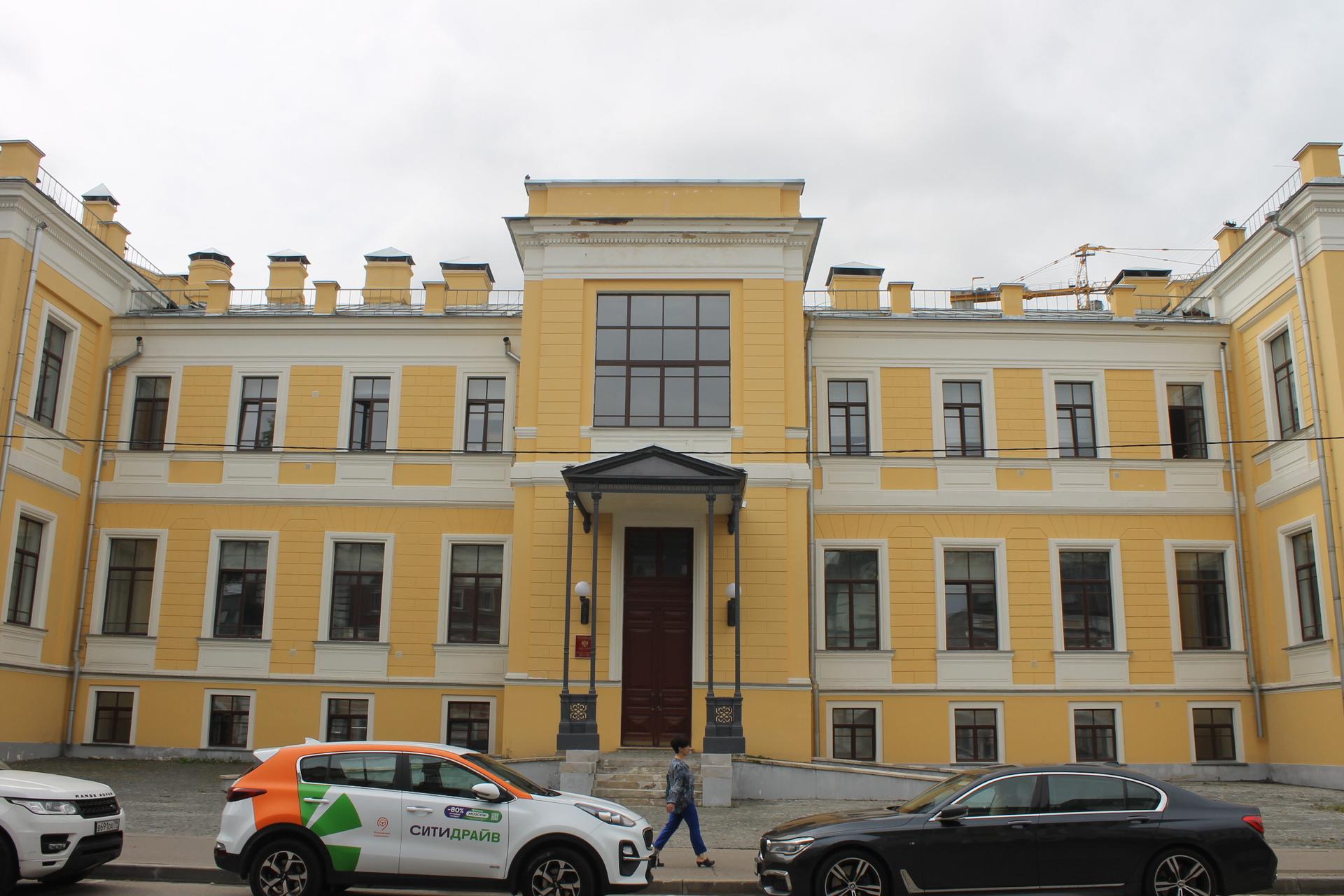 Александровская больница (Богадельня Солодовниковых)