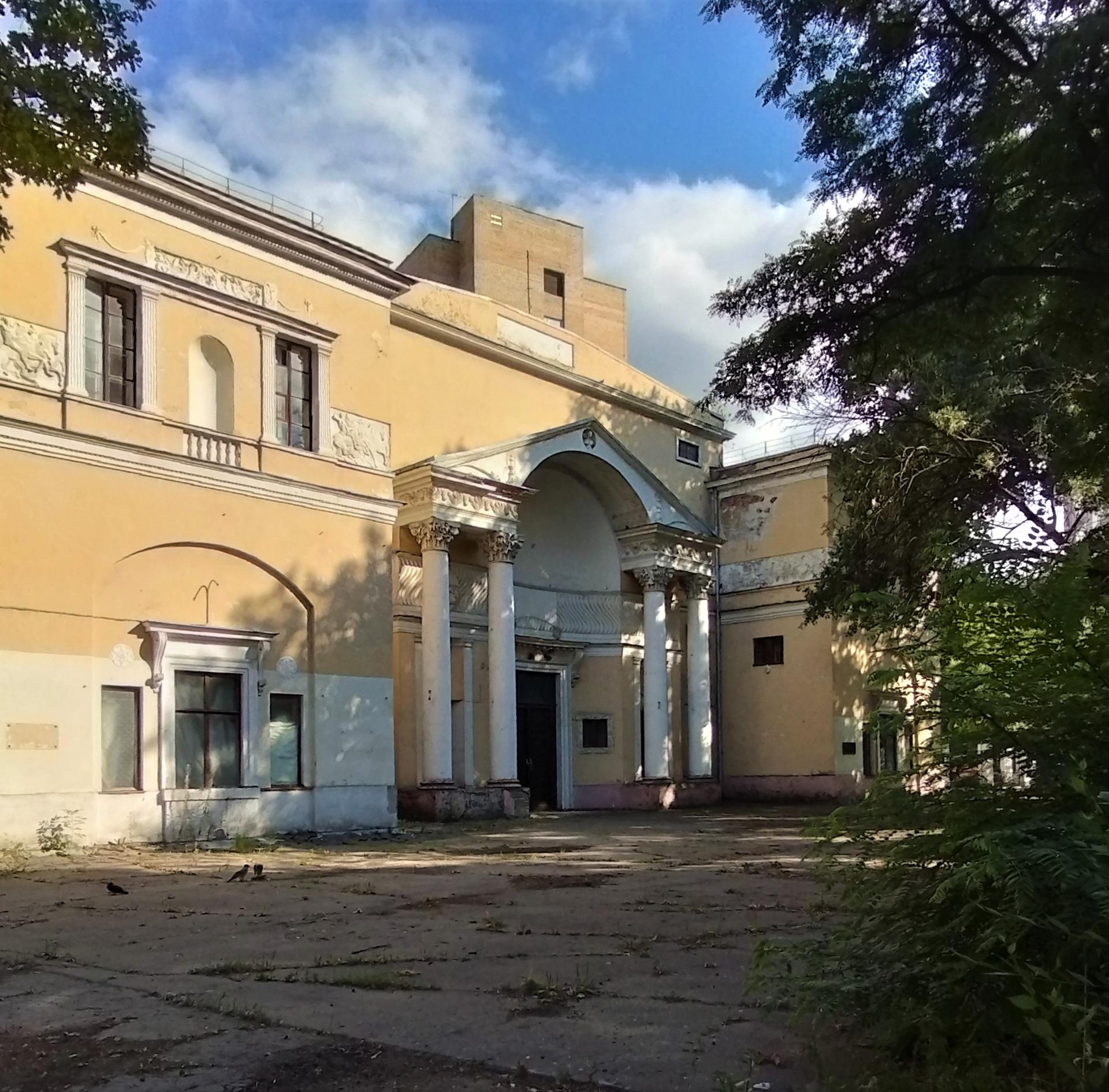 Дом Скакового общества, 1903-1905 гг., архитектор Иван Жолтовский