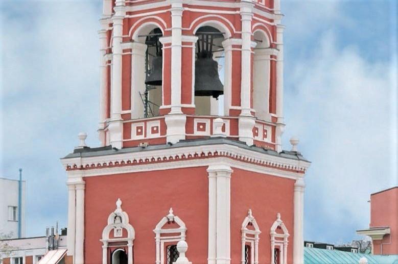 Колокольня Высоко-Петровского монастыря