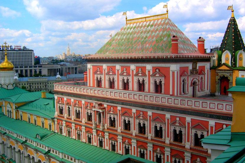 Теремной дворец