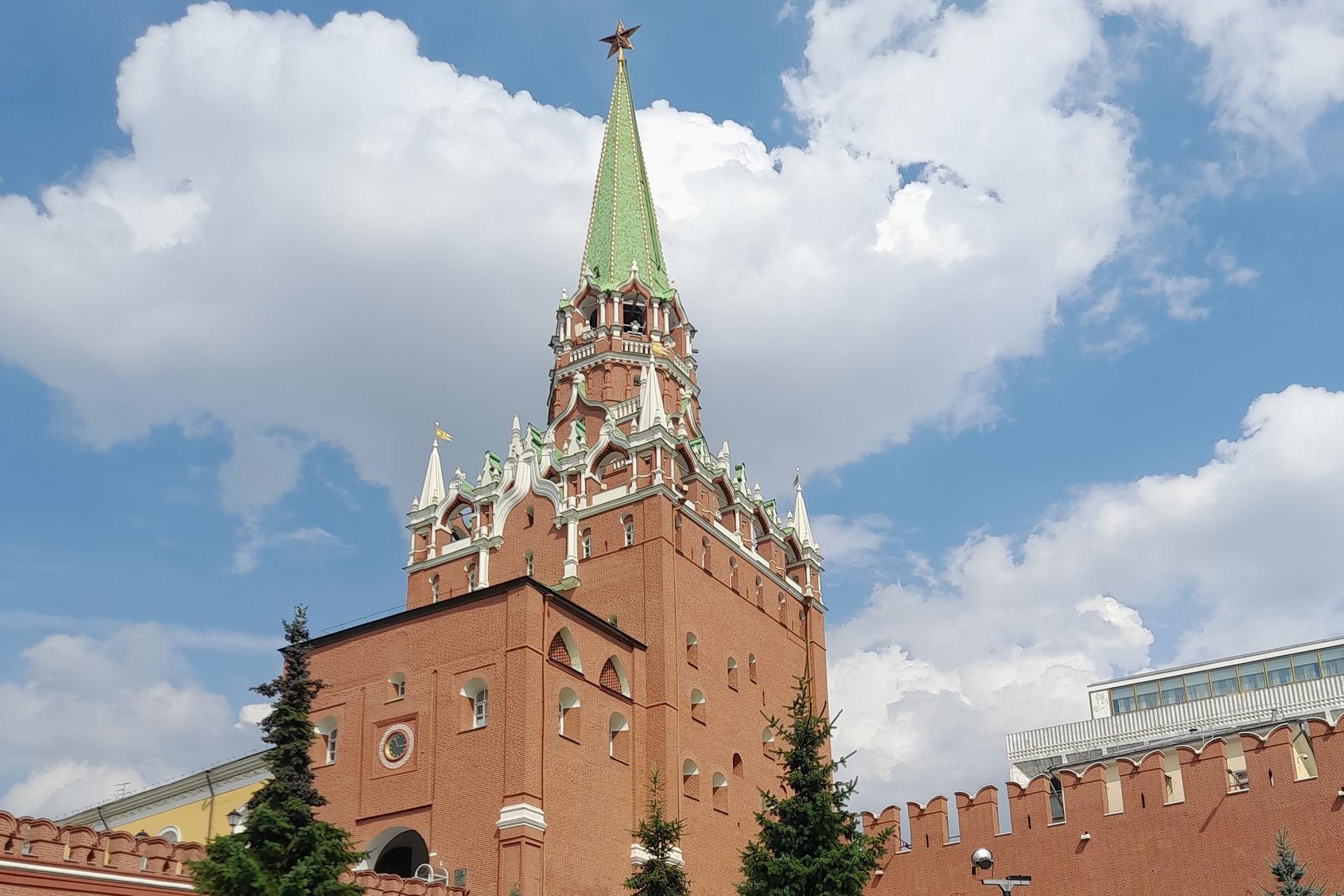 Троицкая башня