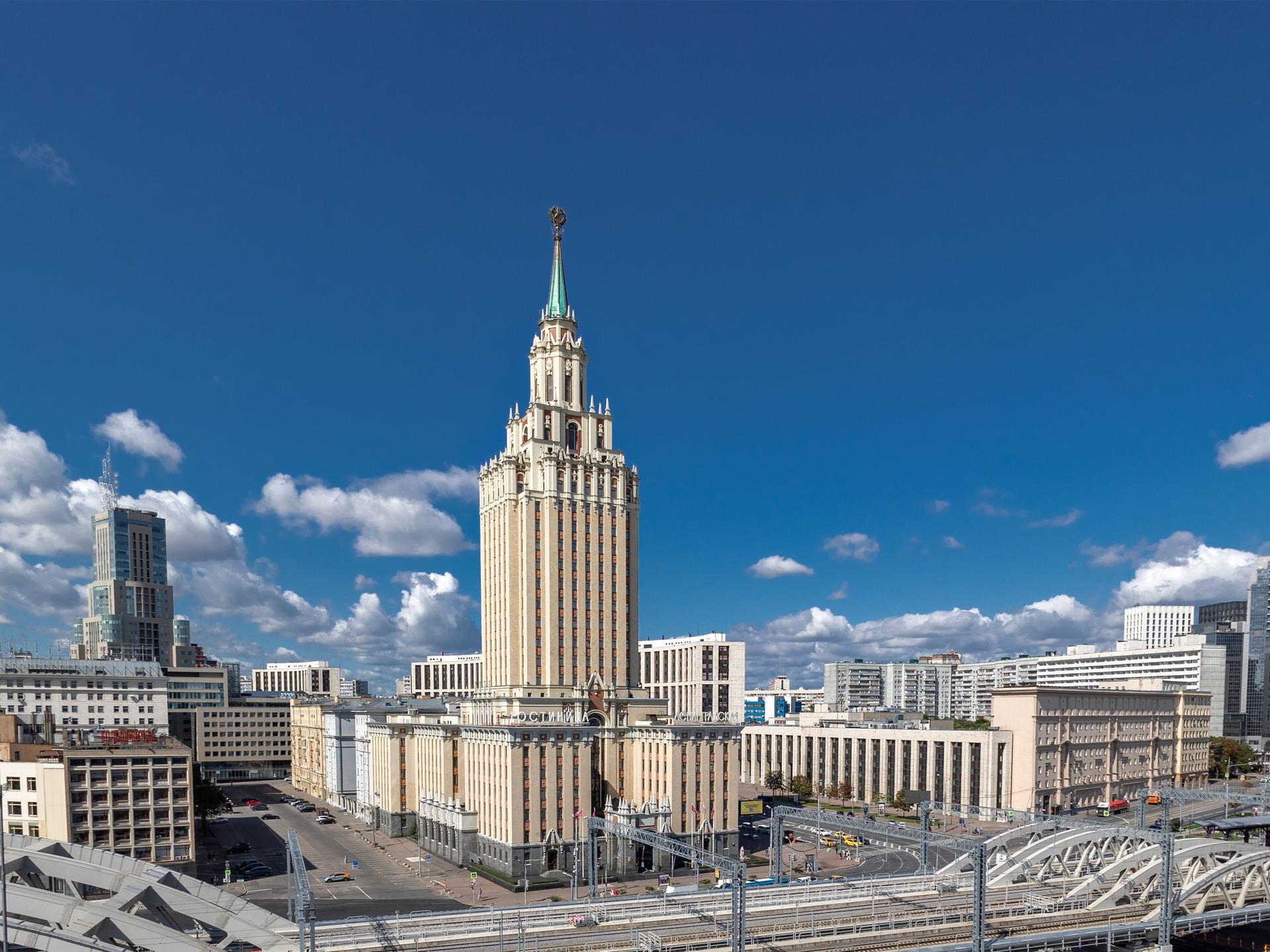Гостиница «Ленинградская»