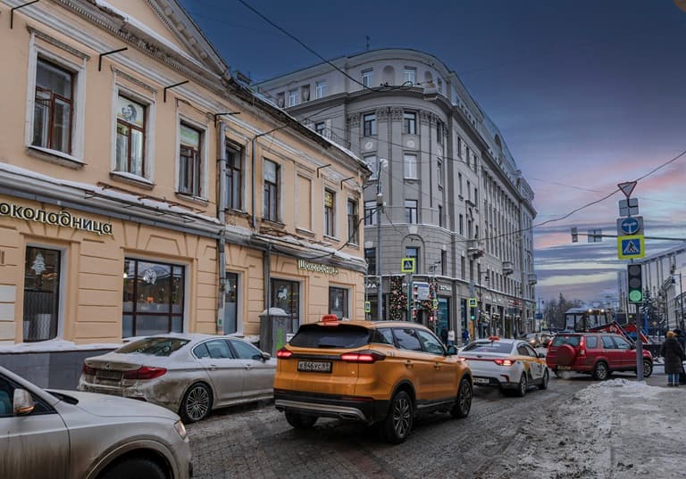 Городская усадьба А.И. Алабова, XVIII в. – XIX в. Главный дом