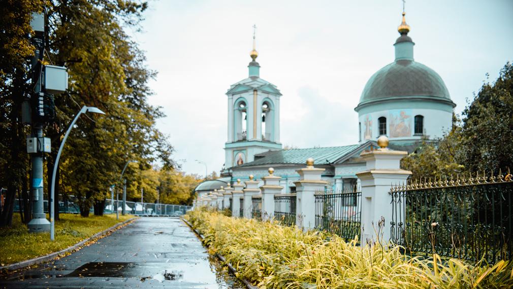 «Мосфильм», МГУ и Дом культуры «Высотник»: пять главных зданий Раменок