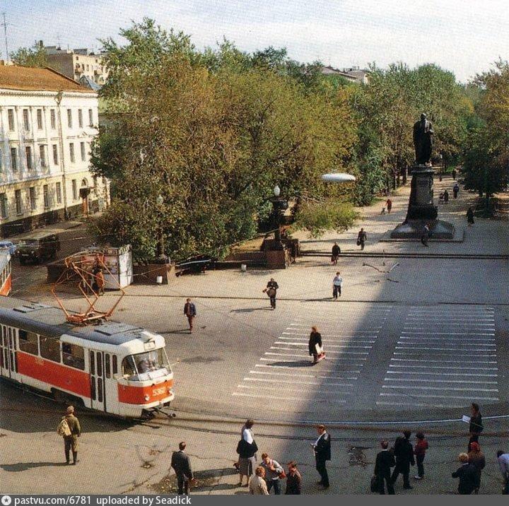 Памятник А.С. Грибоедову