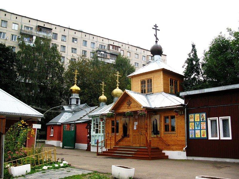 Храм прп. Серафима Саровского в Кунцеве