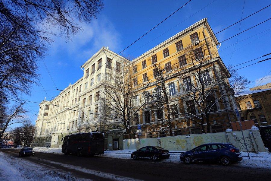 Главный корпус Промышленного училища МХТИ