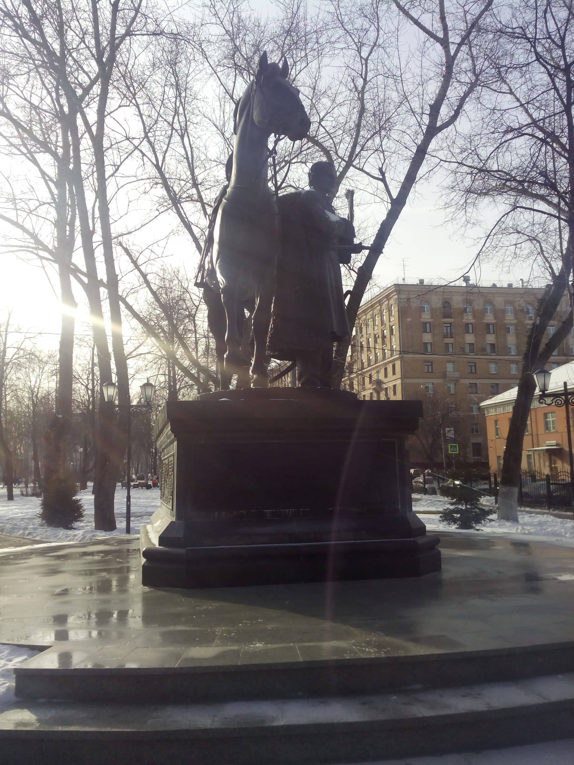 Памятник Генералу Платову