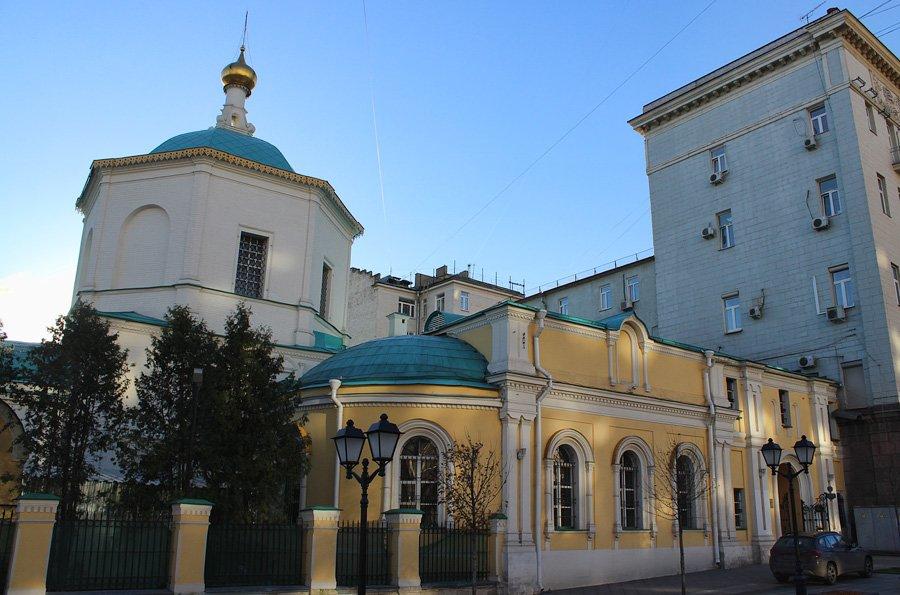 Археологические работы на территории Церкви Косьмы и Дамиана, что в Шубине