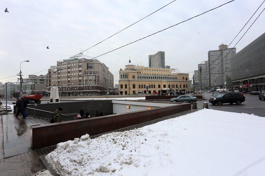 Арбатская площадь