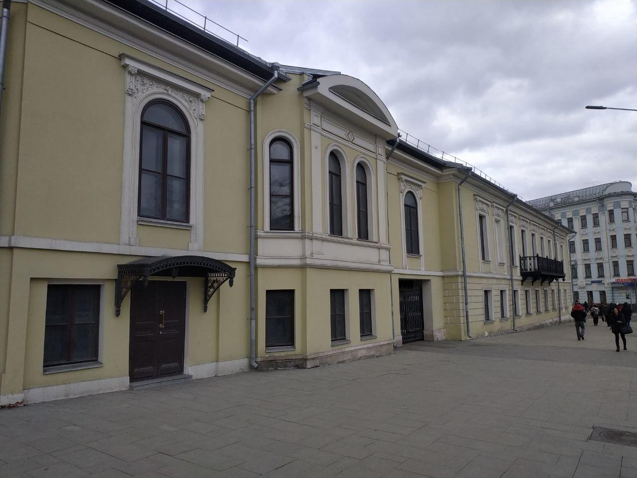 Городская усадьба Долгоруковых-Бобринских, 2-я пол. XVIII-XIX в. – главный дом