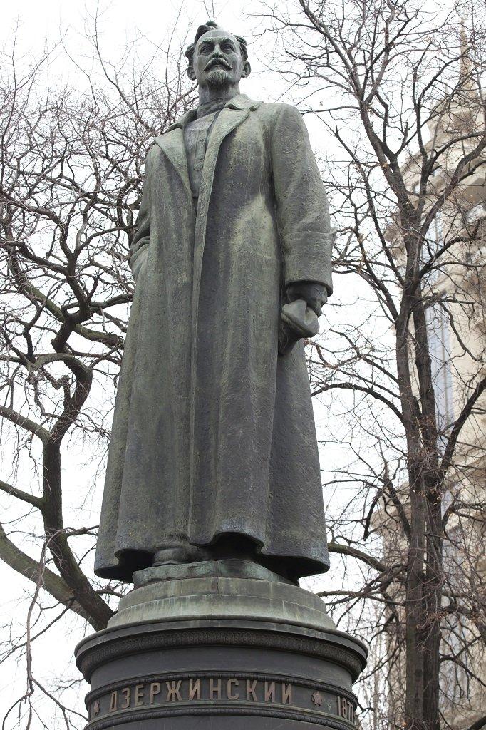 Памятник Ф.Э. Дзержинскому