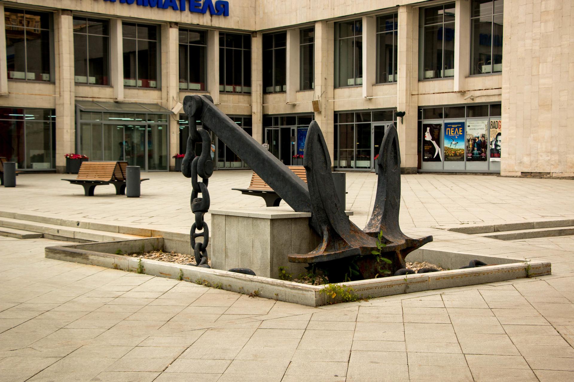 Памятный знак в честь Ц.Л. Куникова