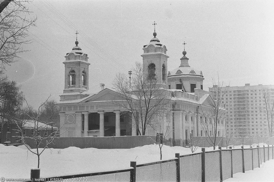 Церковь на Лазаревском кладбище