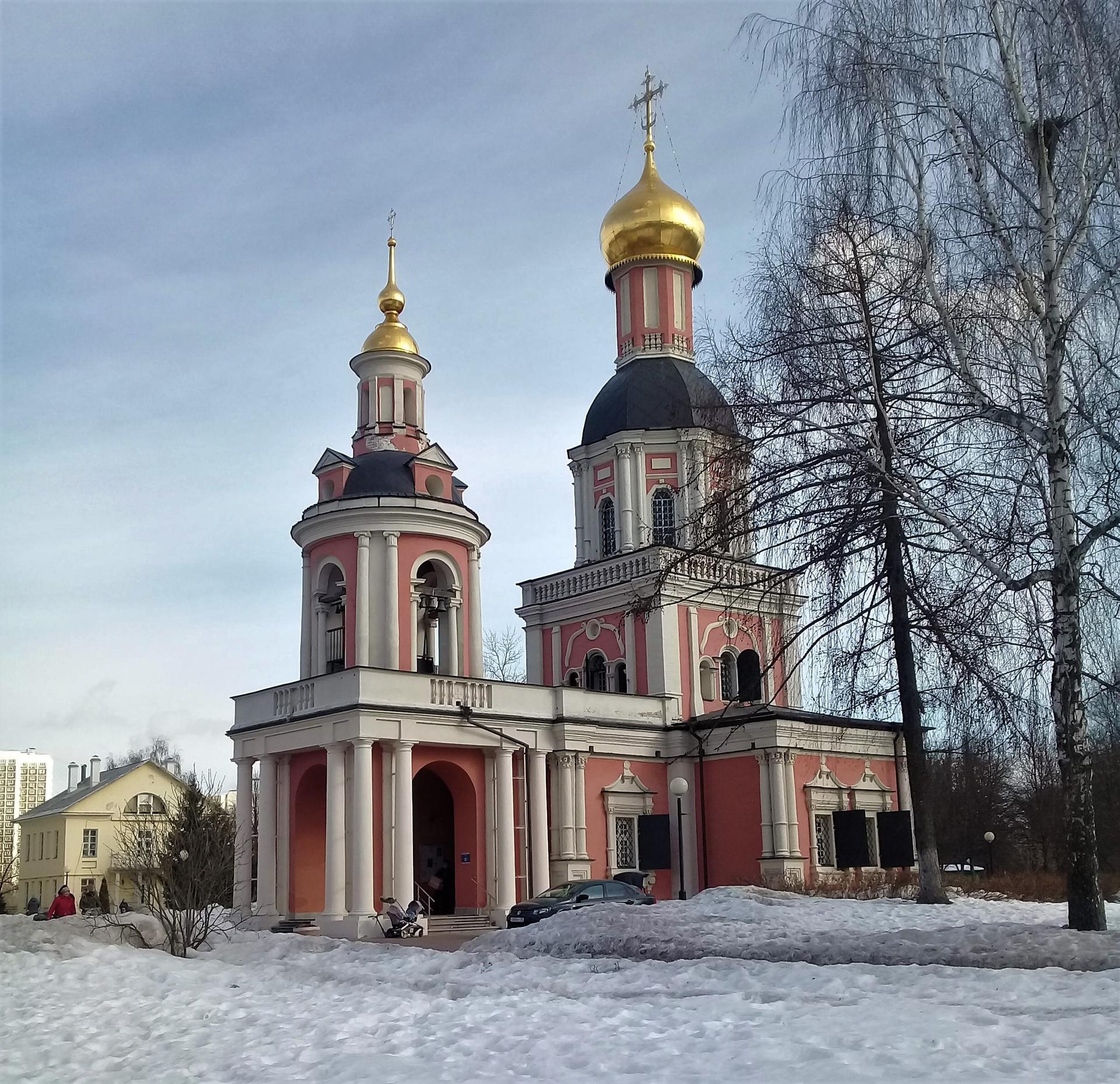 Церковь Троицы в усадьбе Свиблово