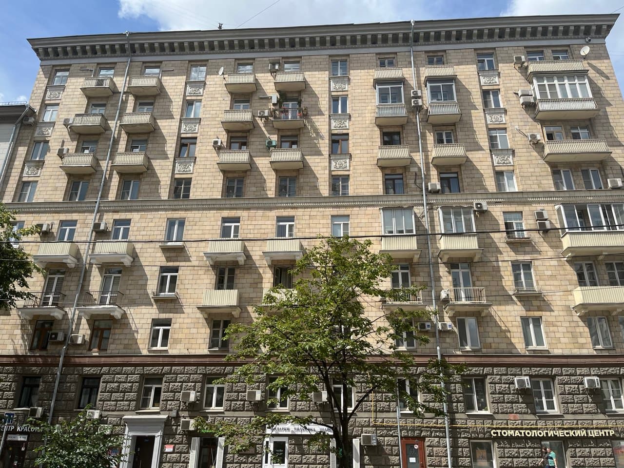 Жилой дом на Брестской