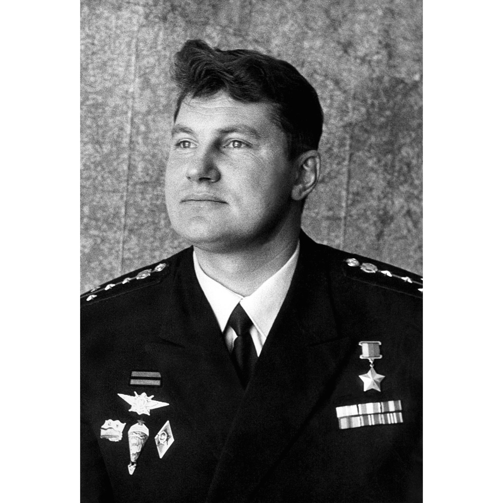 Витрины №11-12