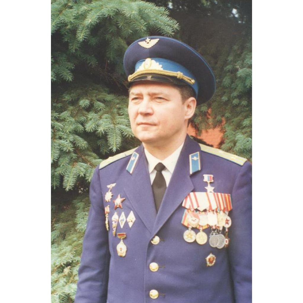 Вертикальная витрина №5