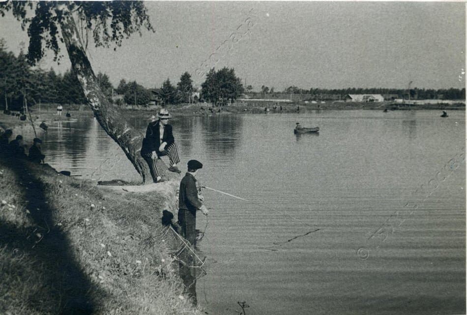 Фотография ч/б. Пруд "Водокачка". 1958