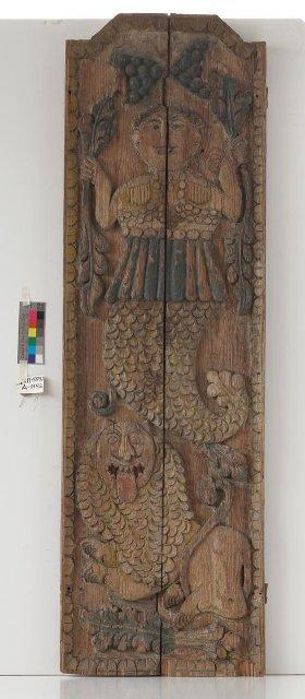 Доска резная "Русал со львом" XIX век, первая половина