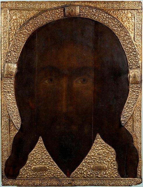 Икона в серебряном окладе. "Спас Нерукотворный" XIX век