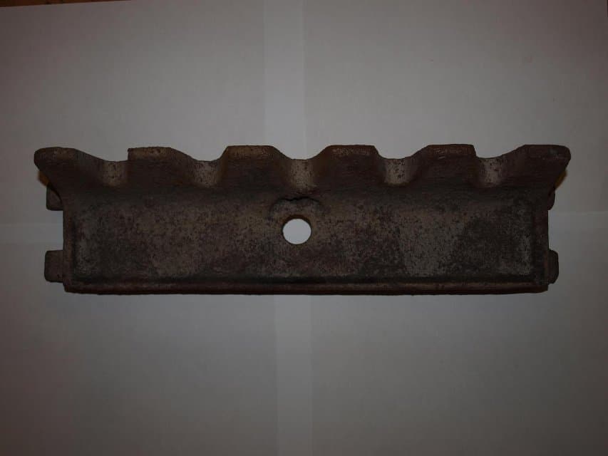 Грунтозацеп (шпора) одноболтовой для трака гусеницы танка Т-34. 1942