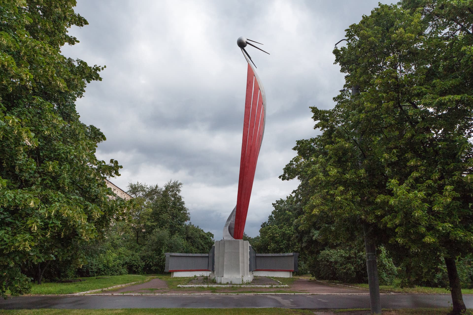 Запуск первого спутника Земли