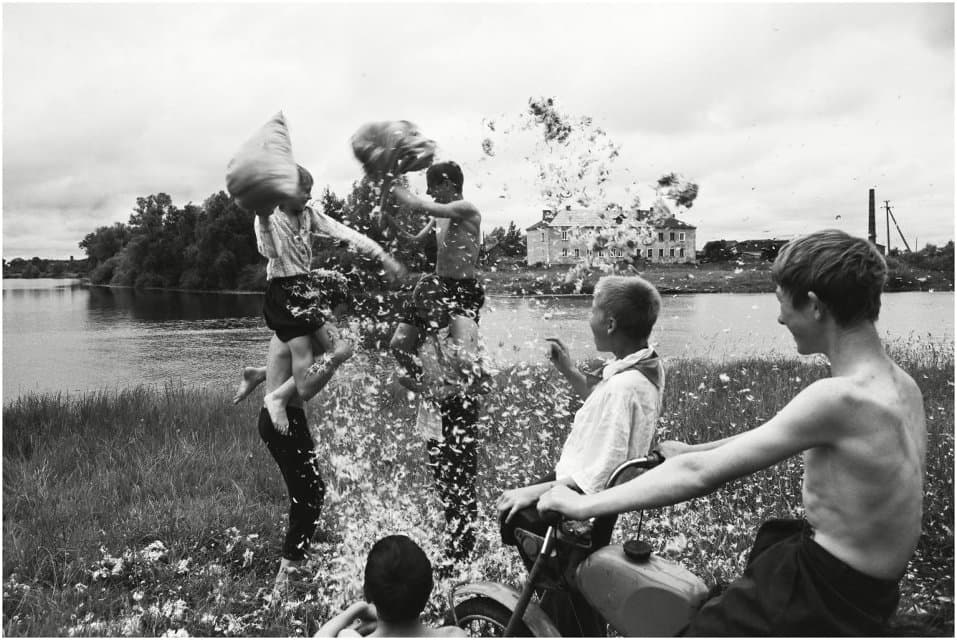 Фотография. Тихий час пионеров. 2013. Регистер Б.А.