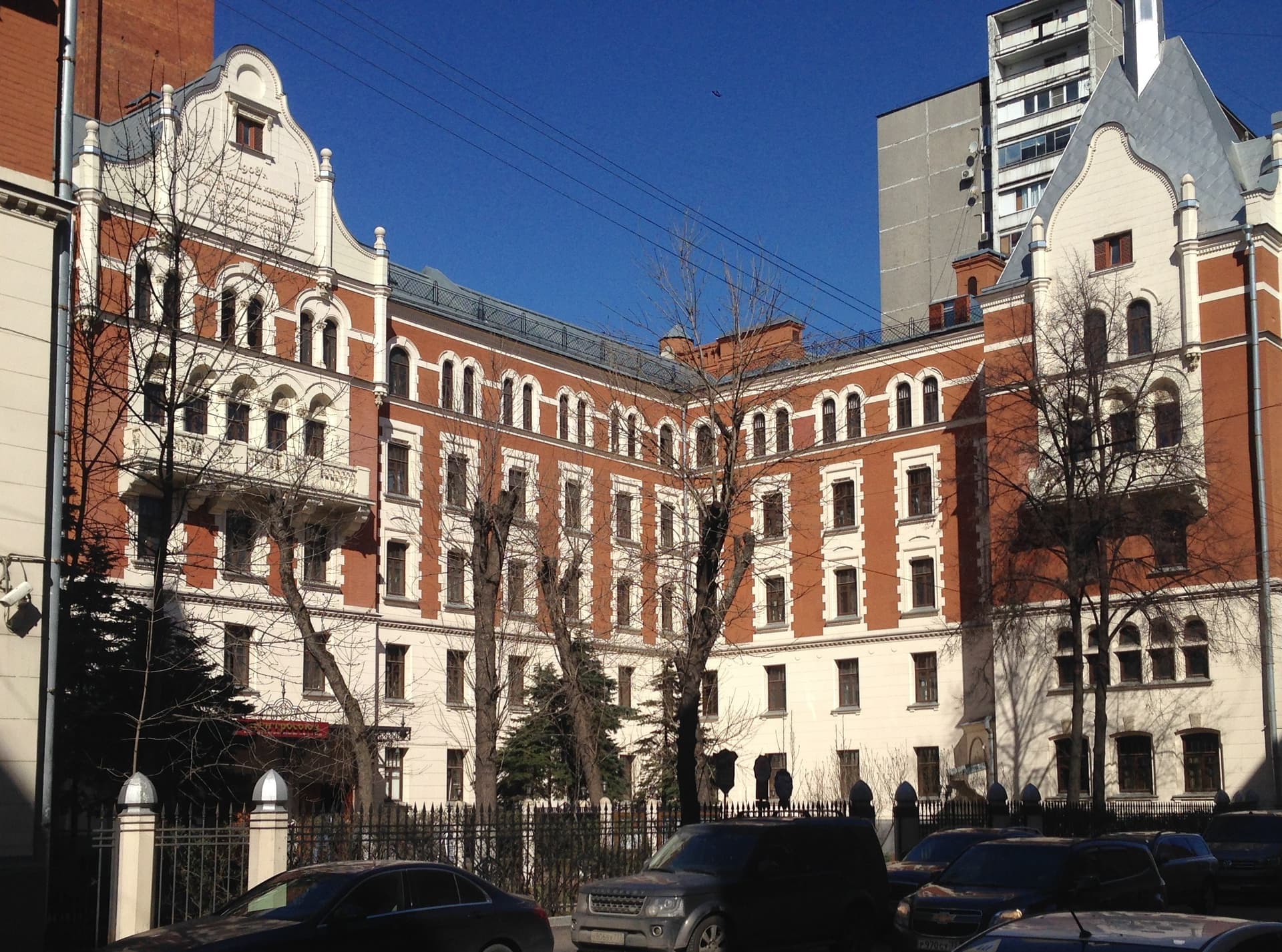 Дома дешевых квартир имени Г.Г. Солодовникова, 1907-1908 гг., арх. И.И. Рерберг, М. М. Перетяткович, инж. Т.Я. Бардт