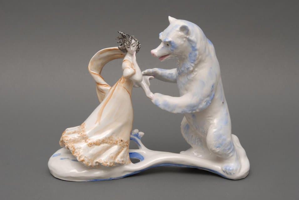 Скульптурная группа "Сон Татьяны" (1-й авторский экземпляр)
(по произведению А.С. Пушкина «Евгений Онегин»). 1975 (?). Бржезицкая А.Д.