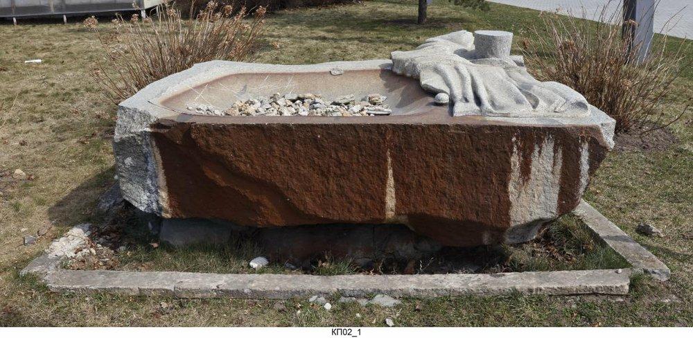 Скульптура "Фонтан любви, фонтан живой". 1999 г. Буйначев В.П.