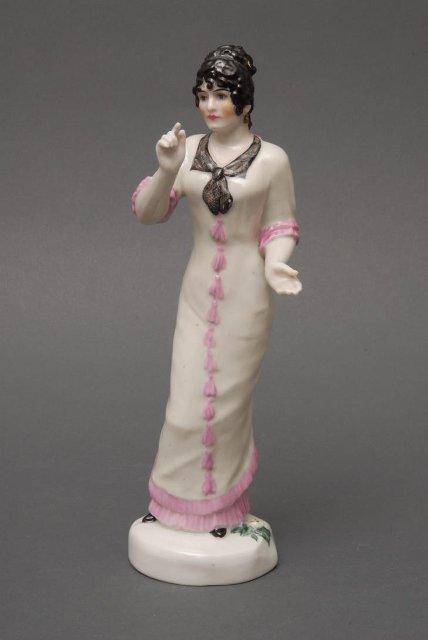 Скульптура «З. Райх» / «З.Н. Райх в роли М. Готье в спектакле “Дама с камелиями”». 1935. Данько Н.Я., Данько Е.Я.