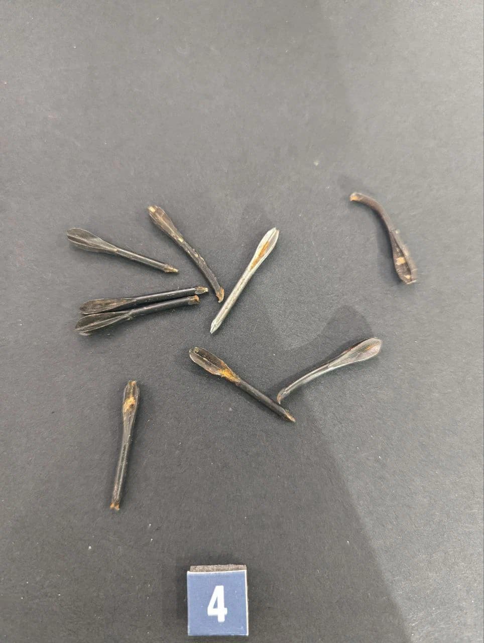 Флешетта (стреловидный осколочный элемент)