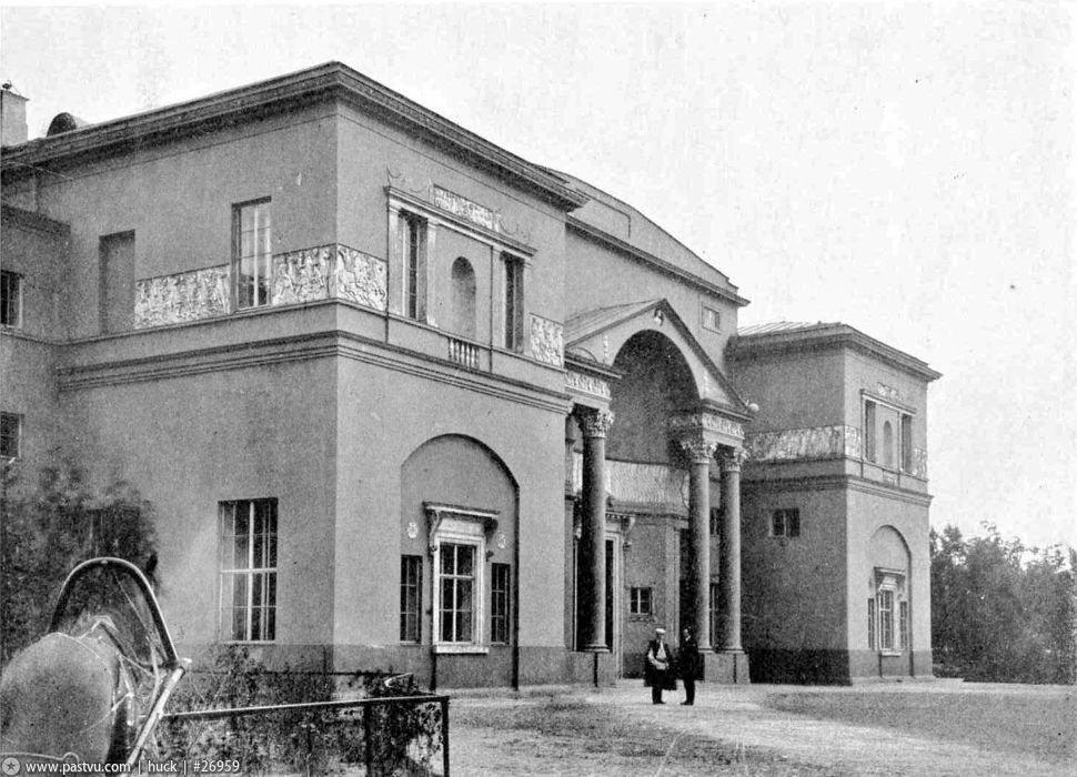 Дом Скакового общества, 1903-1905 гг., архитектор Иван Жолтовский