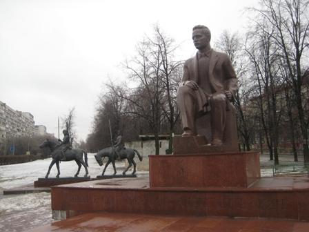 Памятник имени Шолохова М. А.