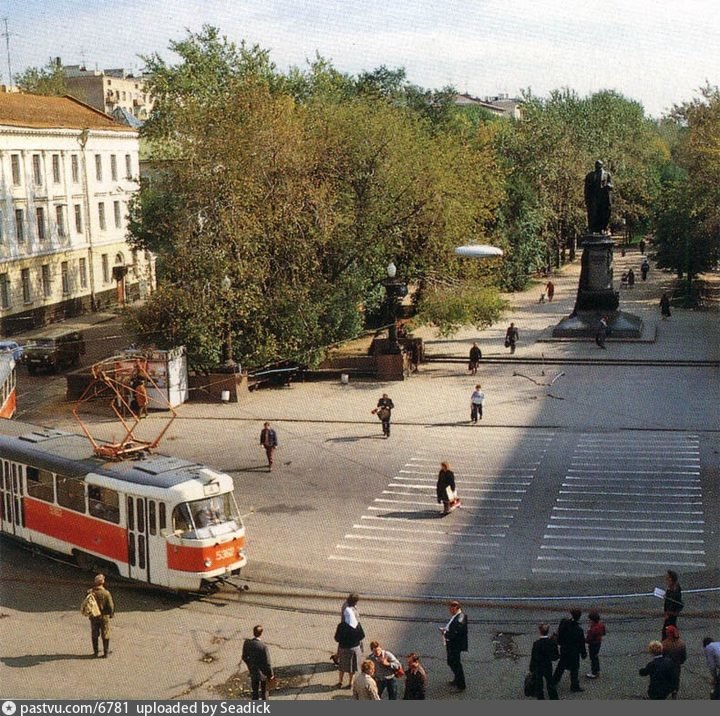 Памятник А.С. Грибоедову