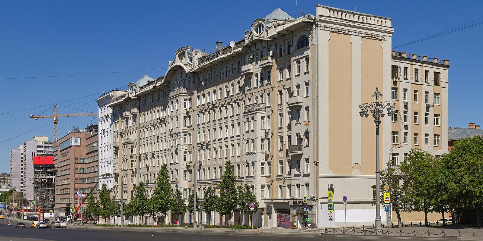 Дом Афремова