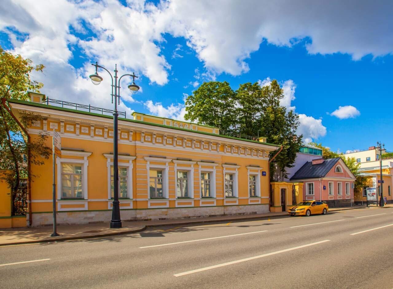 Центр Вознесенского