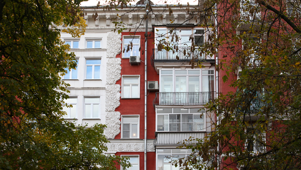 Красные дома