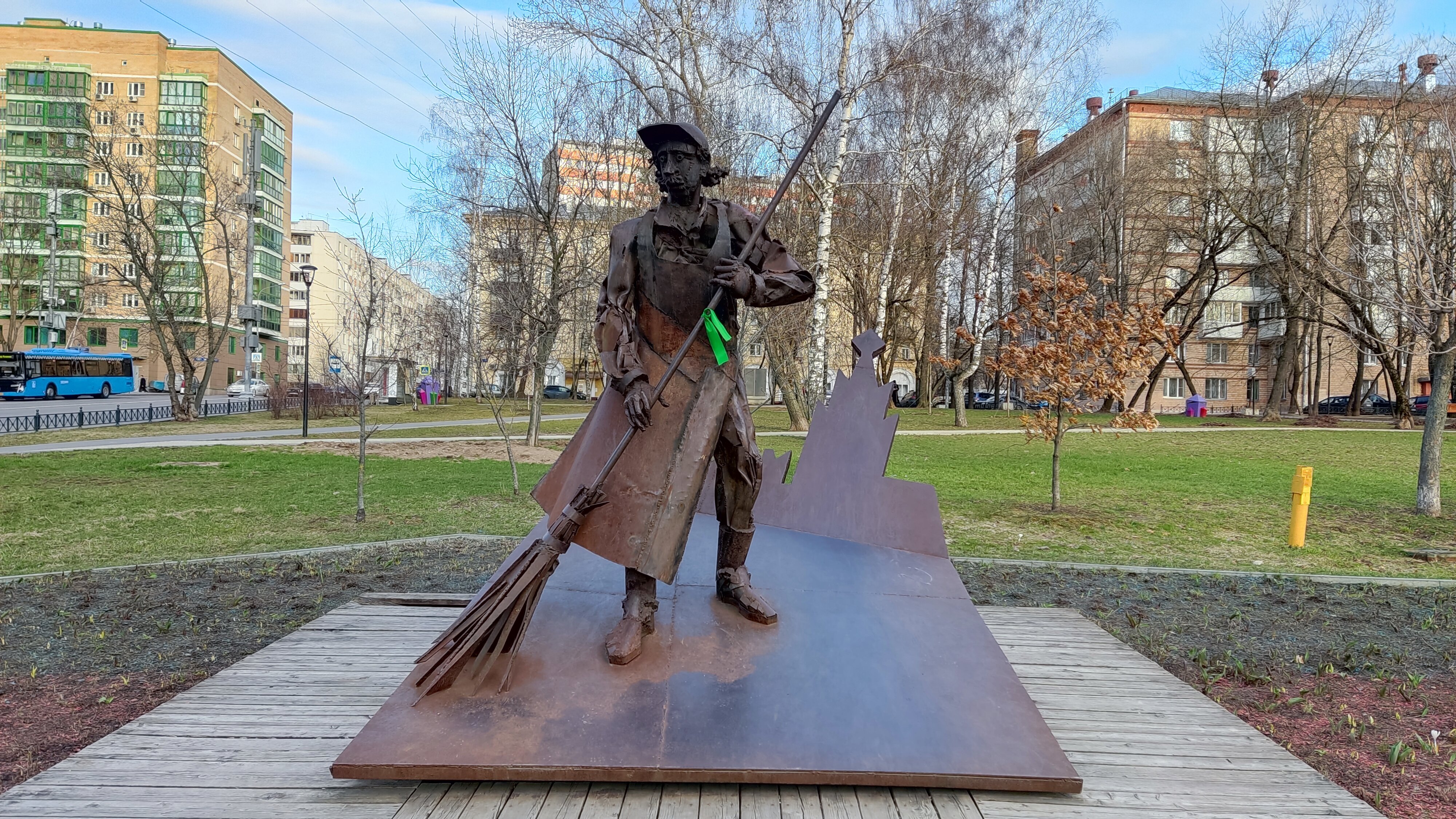 Скульптура «Ростокинский дворник»