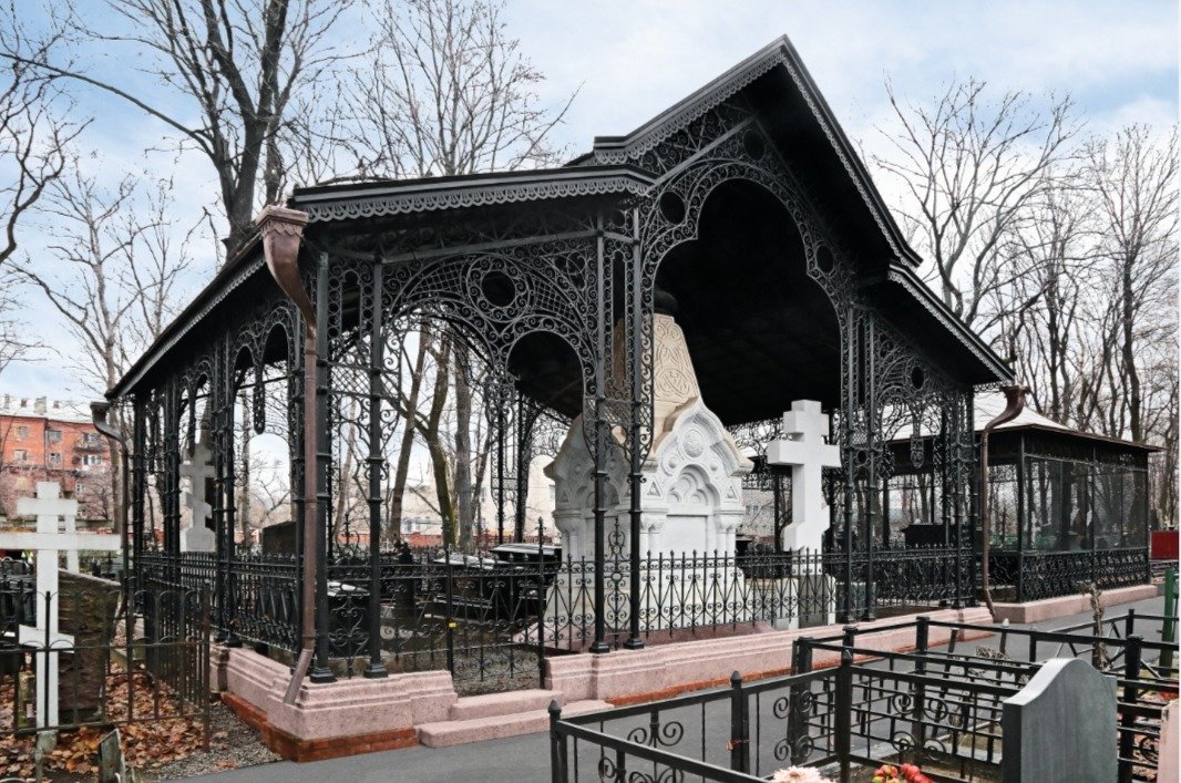 Семейное захоронение Морозовых на Рогожском кладбище