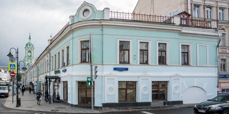 Жилой дом с лавками, начало XIX в.