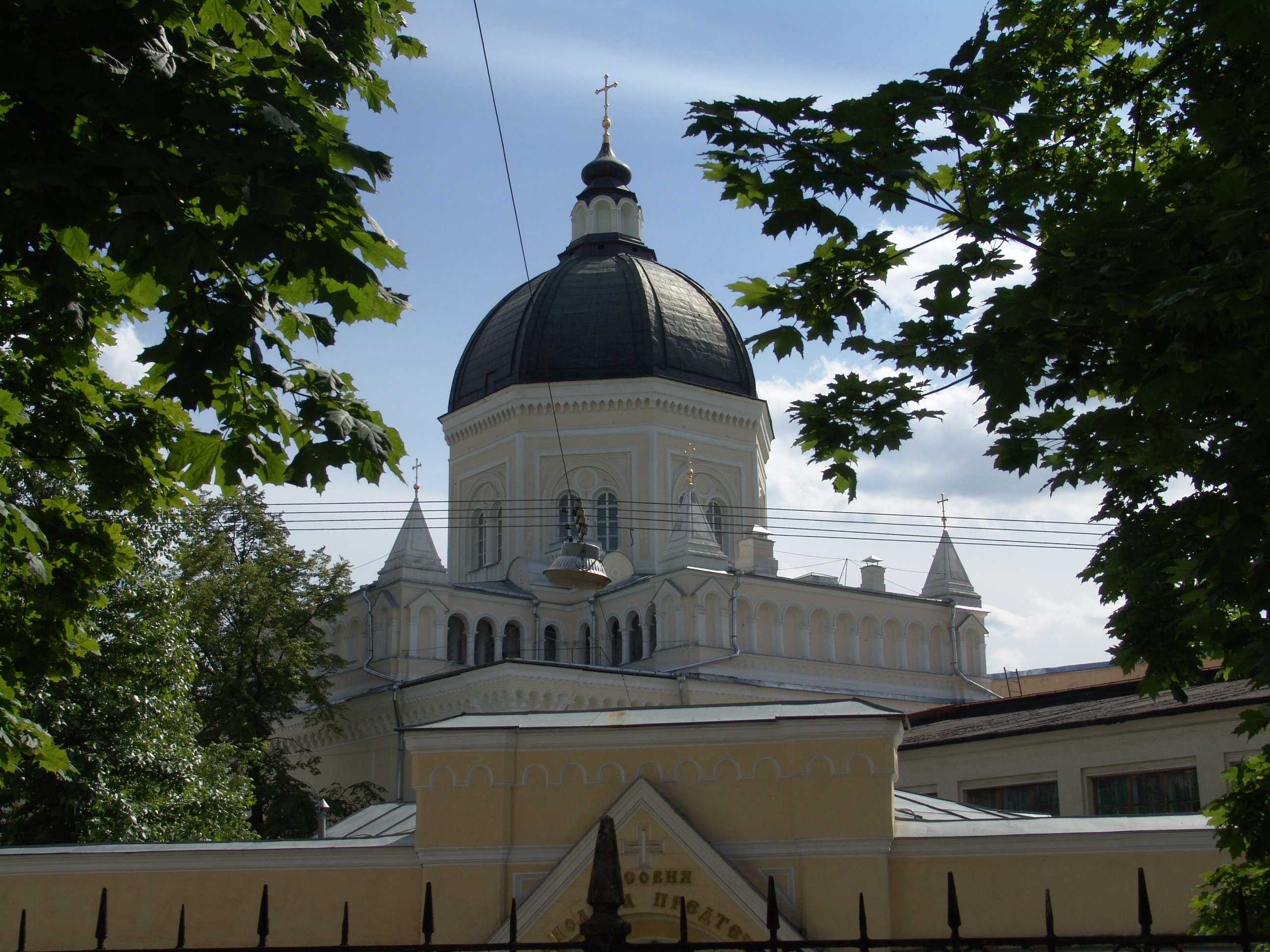 Ивановский монастырь