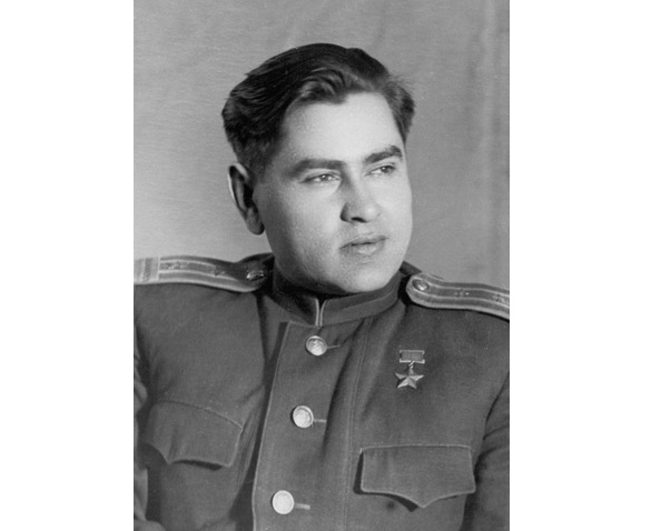 Алексей Петрович Маресьев