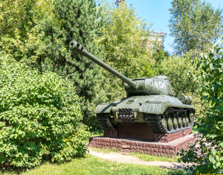Танк ИС-2