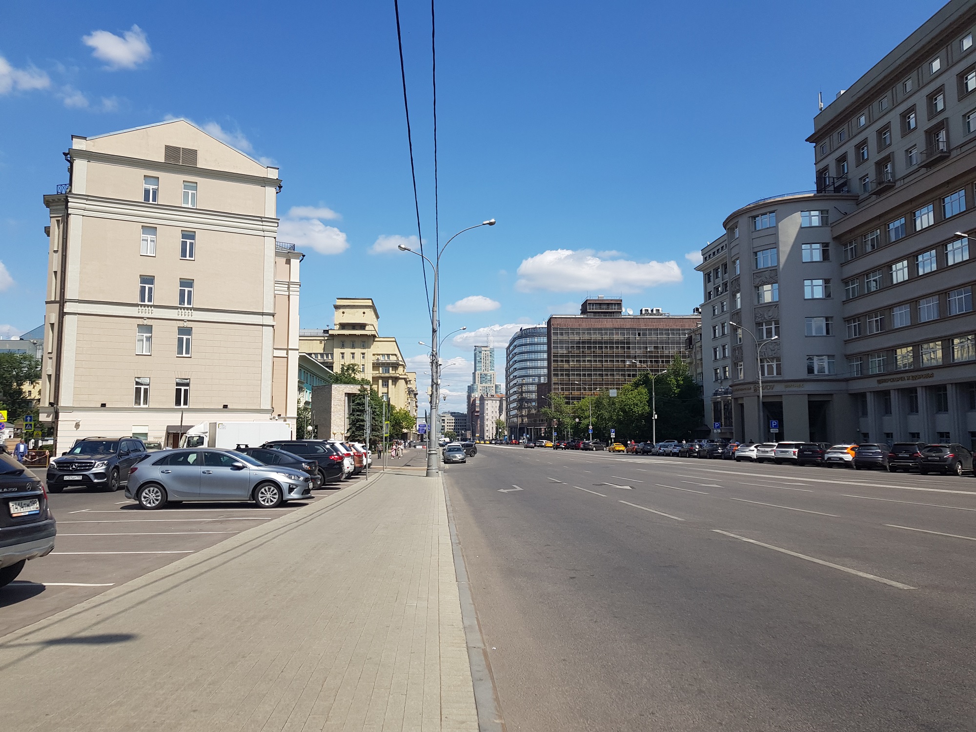 Проспект Академика Сахарова