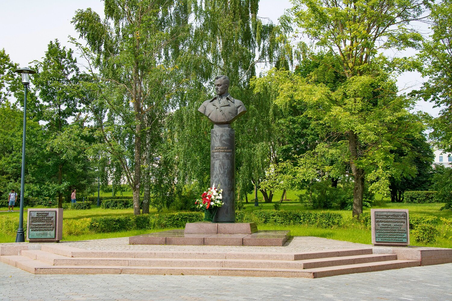 Памятник К.К. Рокоссовскому в Зеленограде