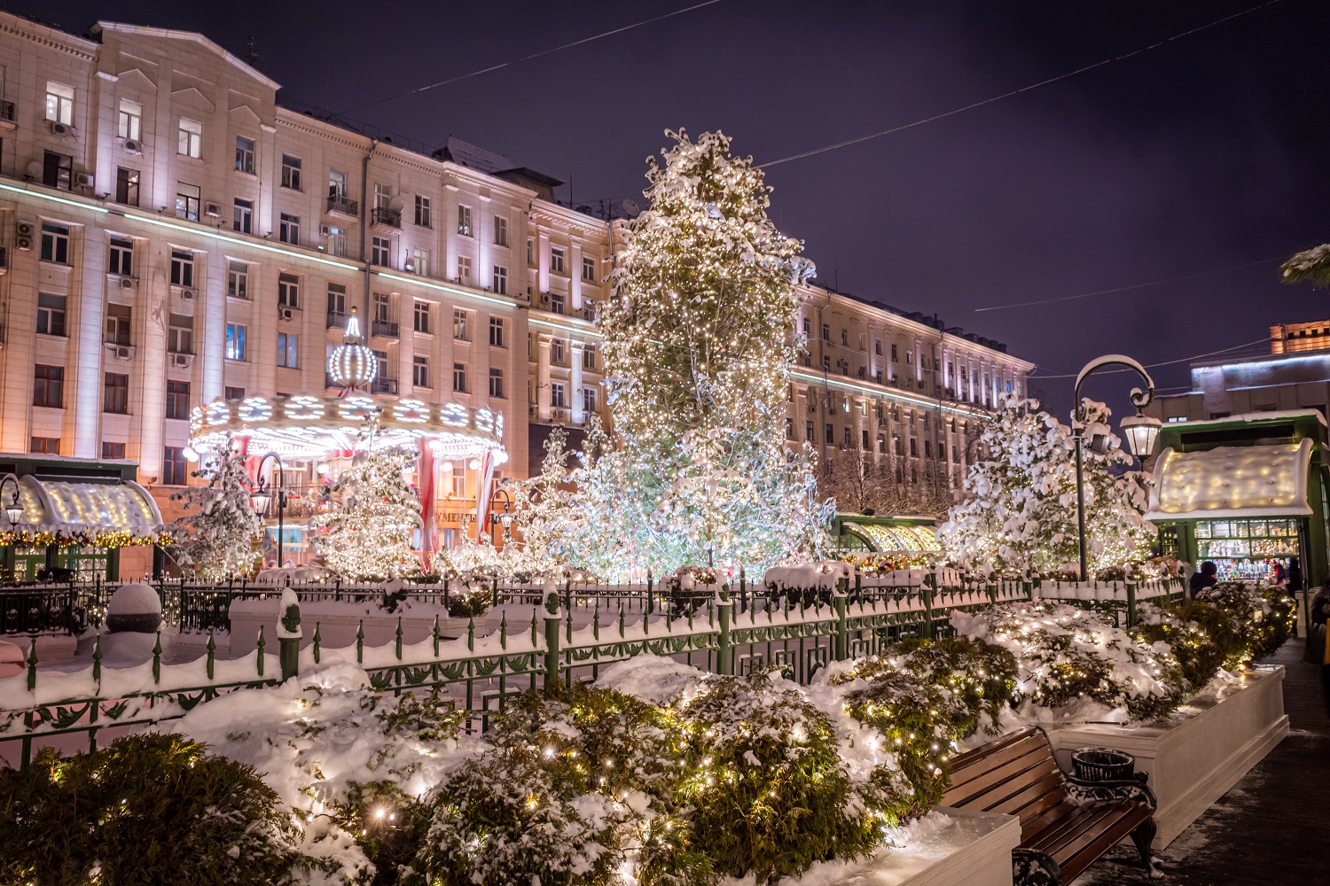 Огни новогодней Москвы: прогулочный маршрут по центру столицы