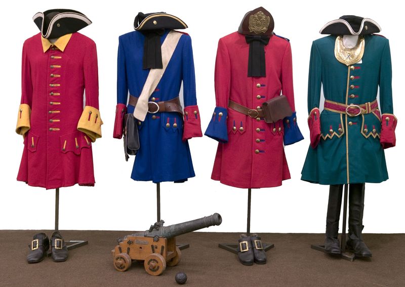 Мундиры — Узнай Москву